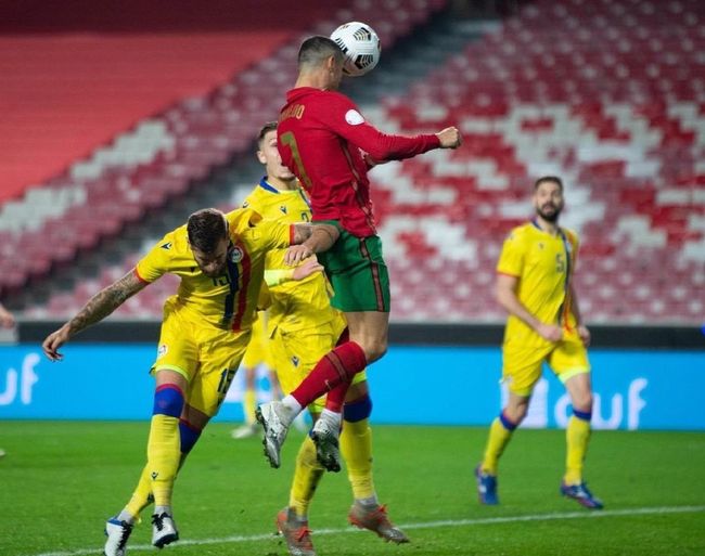 关于CBA常规赛窗口期走向成谜；葡萄牙体育单刀错失；底气十足；高层口径保持一致的信息-体育新闻