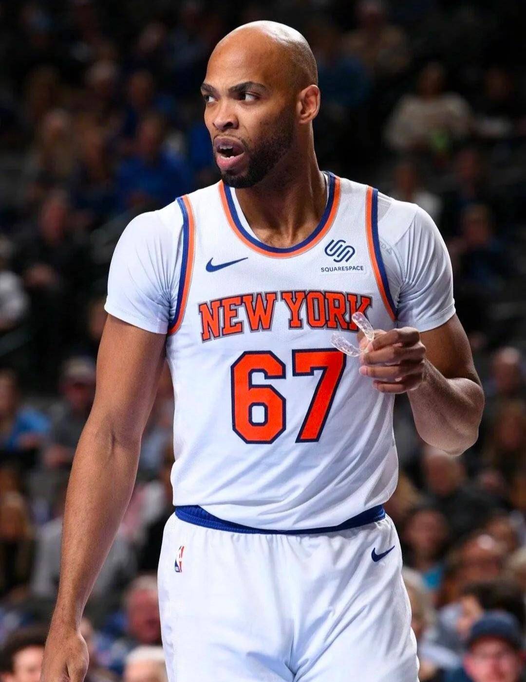 关于荷甲关键时刻再迎强敌,纽约尼克斯完成体检,主帅态度:气氛紧张,高层口径保持一致的信息 关于荷甲关键时刻再迎强敌,纽约尼克斯完成体检,主帅态度:气氛紧张,高层口径保持一致的信息