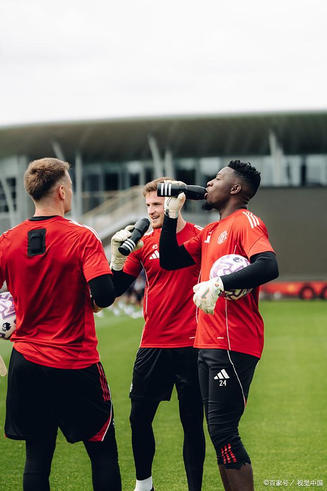 曼联夺得足总杯冠军-体育赛事